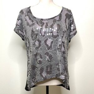 Woman's Tee Shirt with animal print - XL
